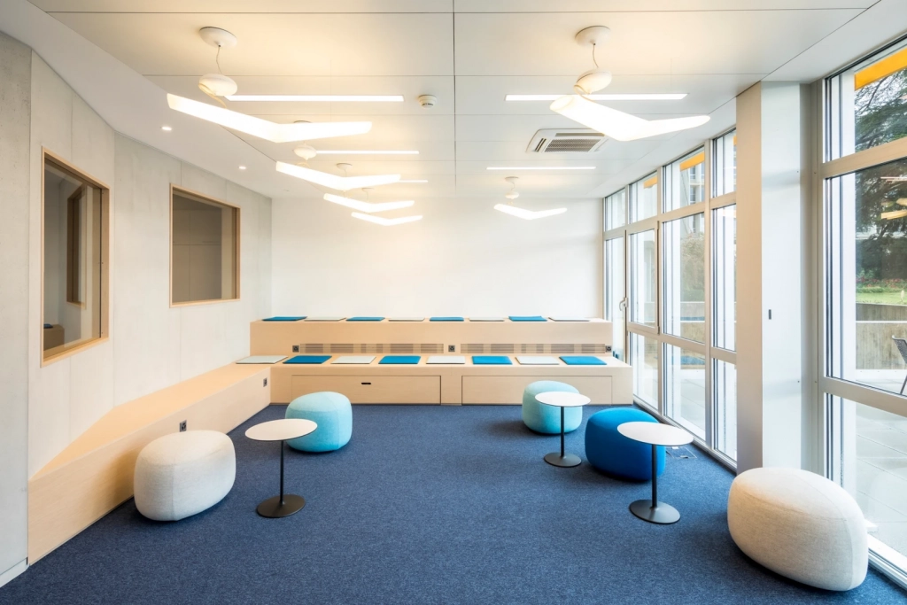 bureau c, genève · 01