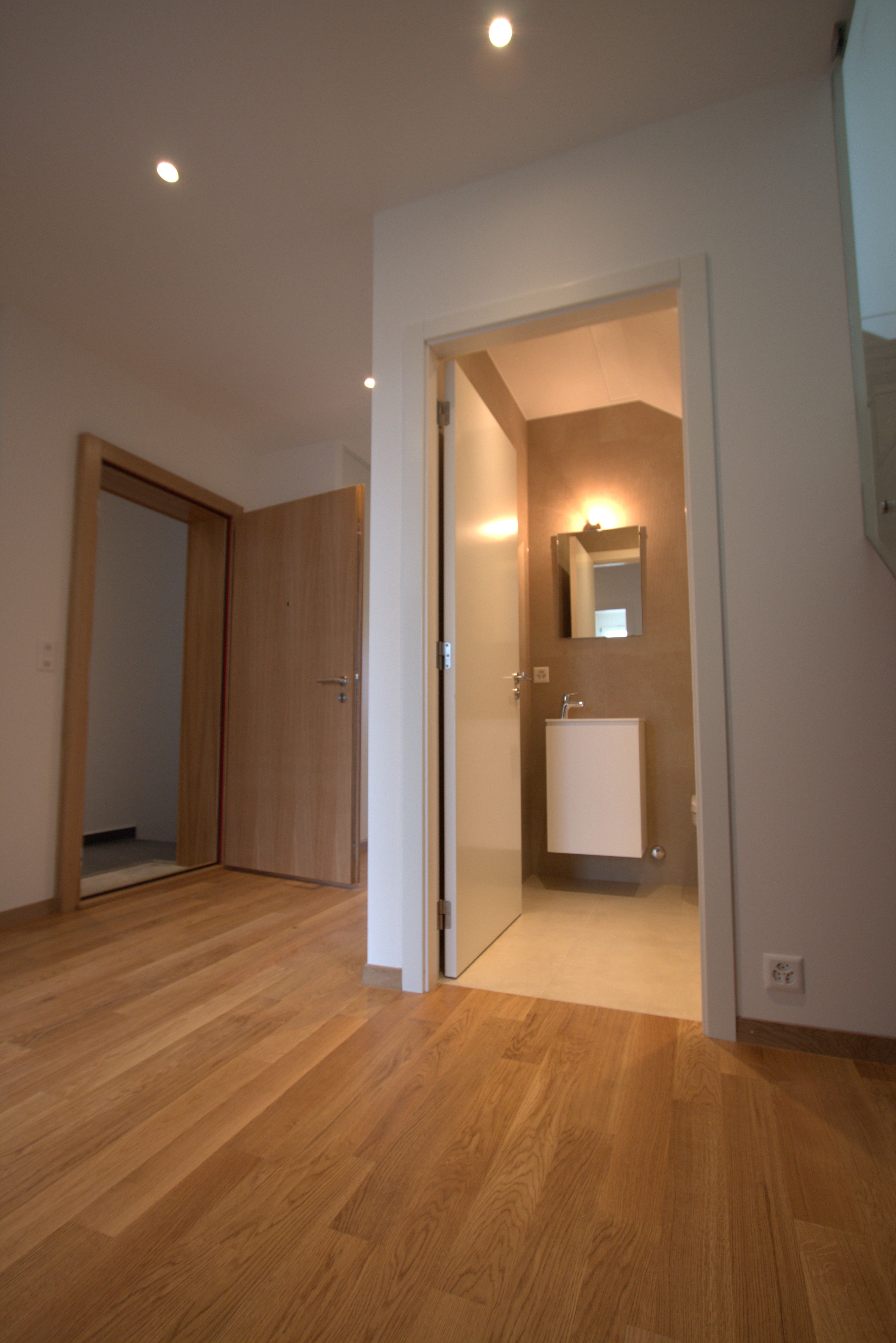 l22 bis, rue lamartine · 02